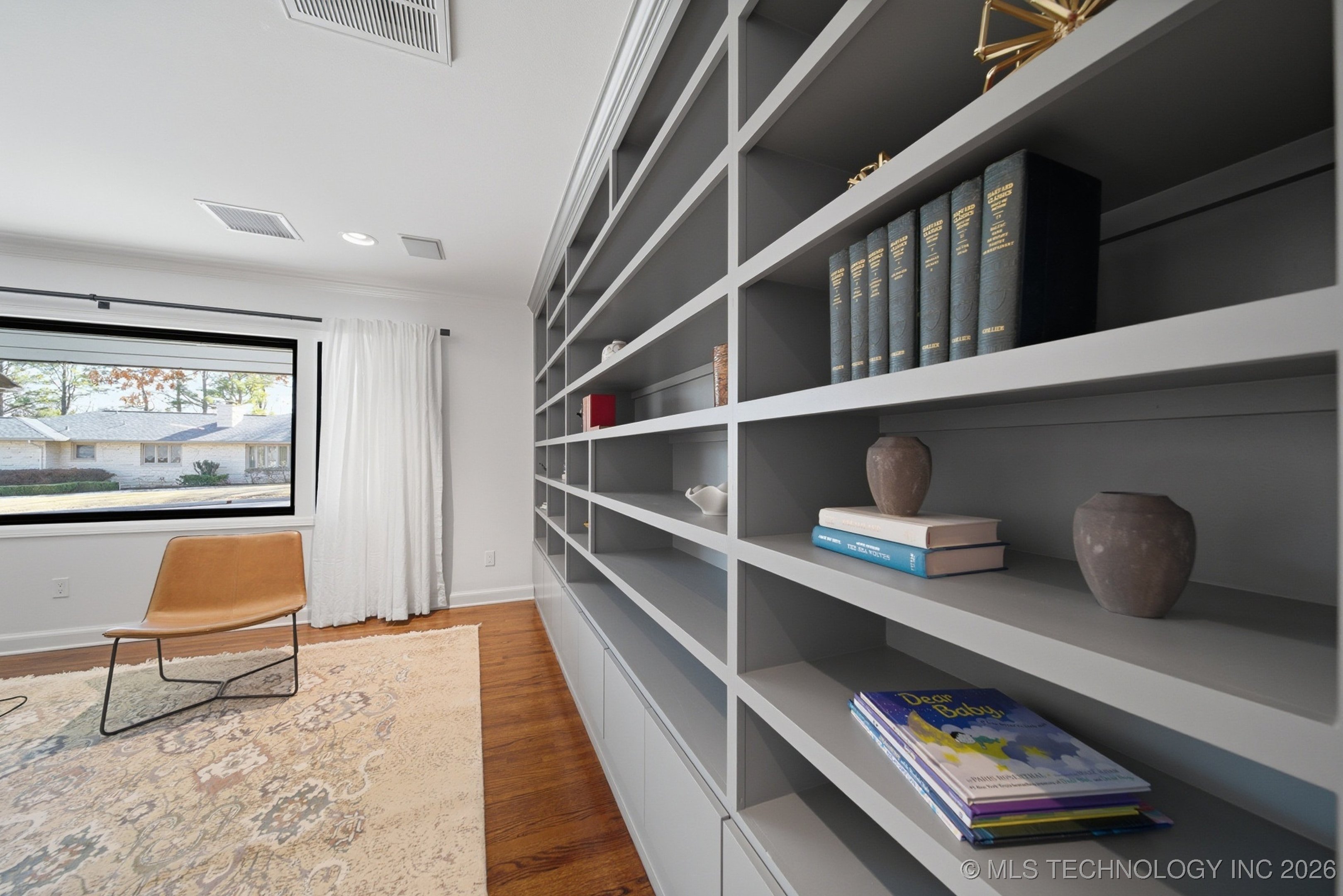 2931 E 39th Street Property Photo 14