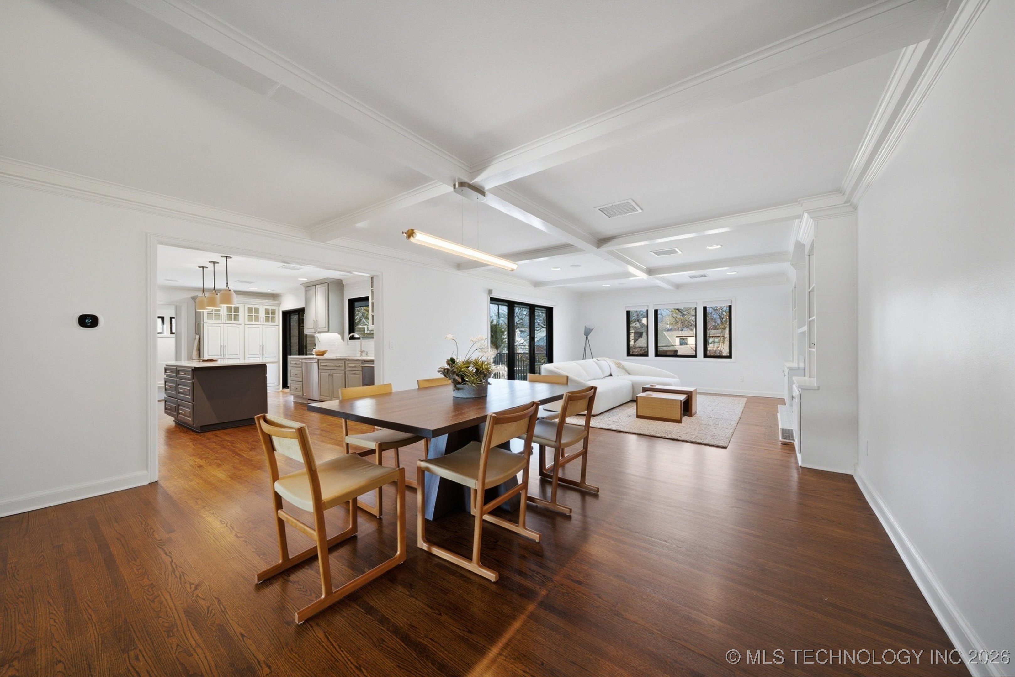 2931 E 39th Street Property Photo 17