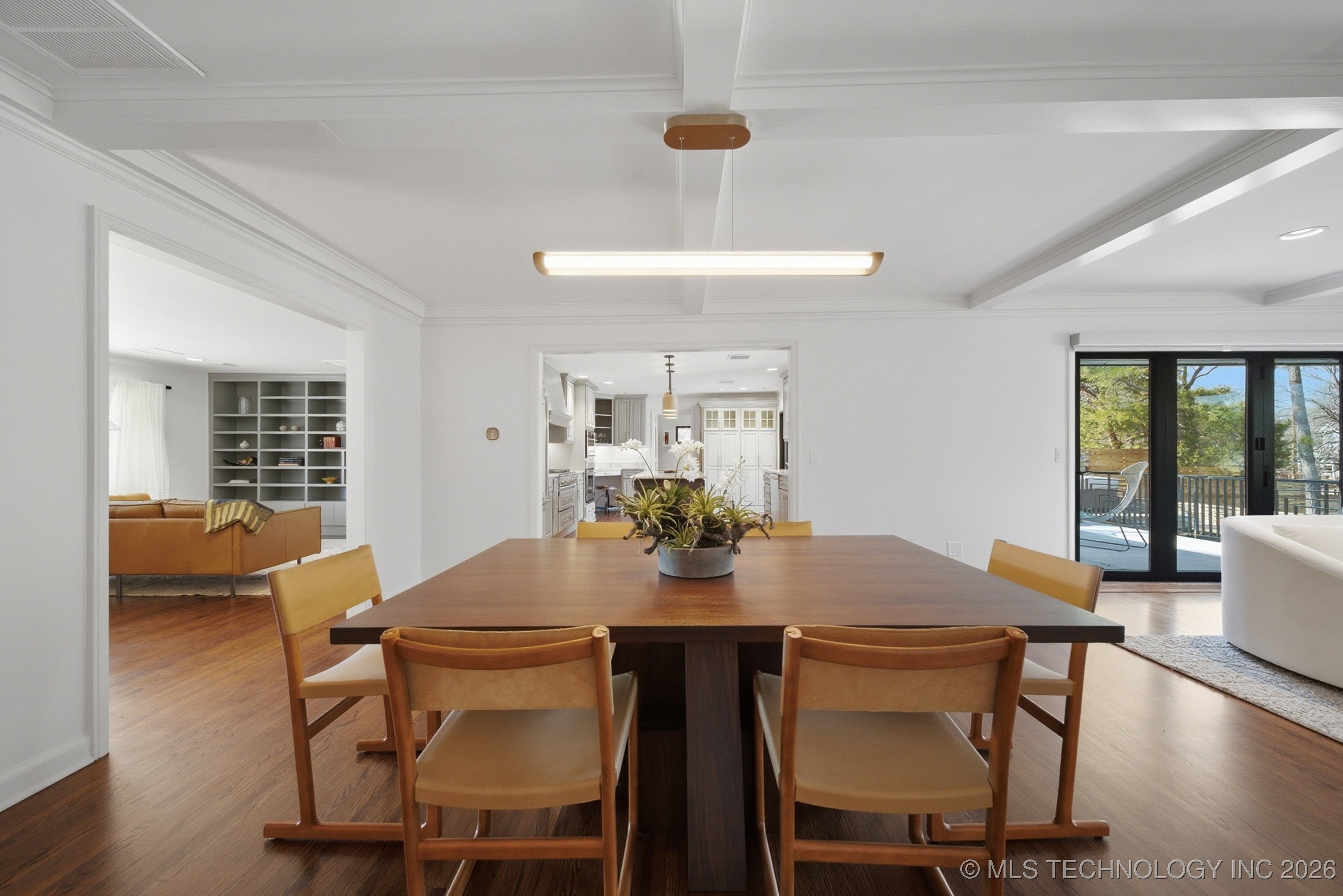 2931 E 39th Street Property Photo 18