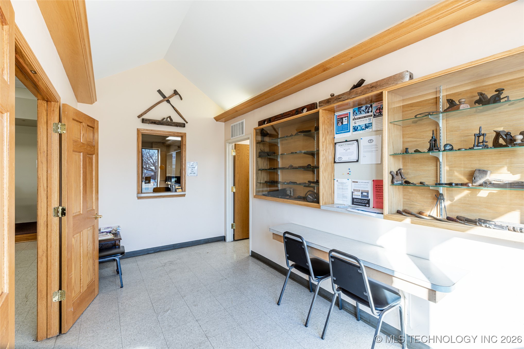 5476 S 108th Avenue E Property Photo 7