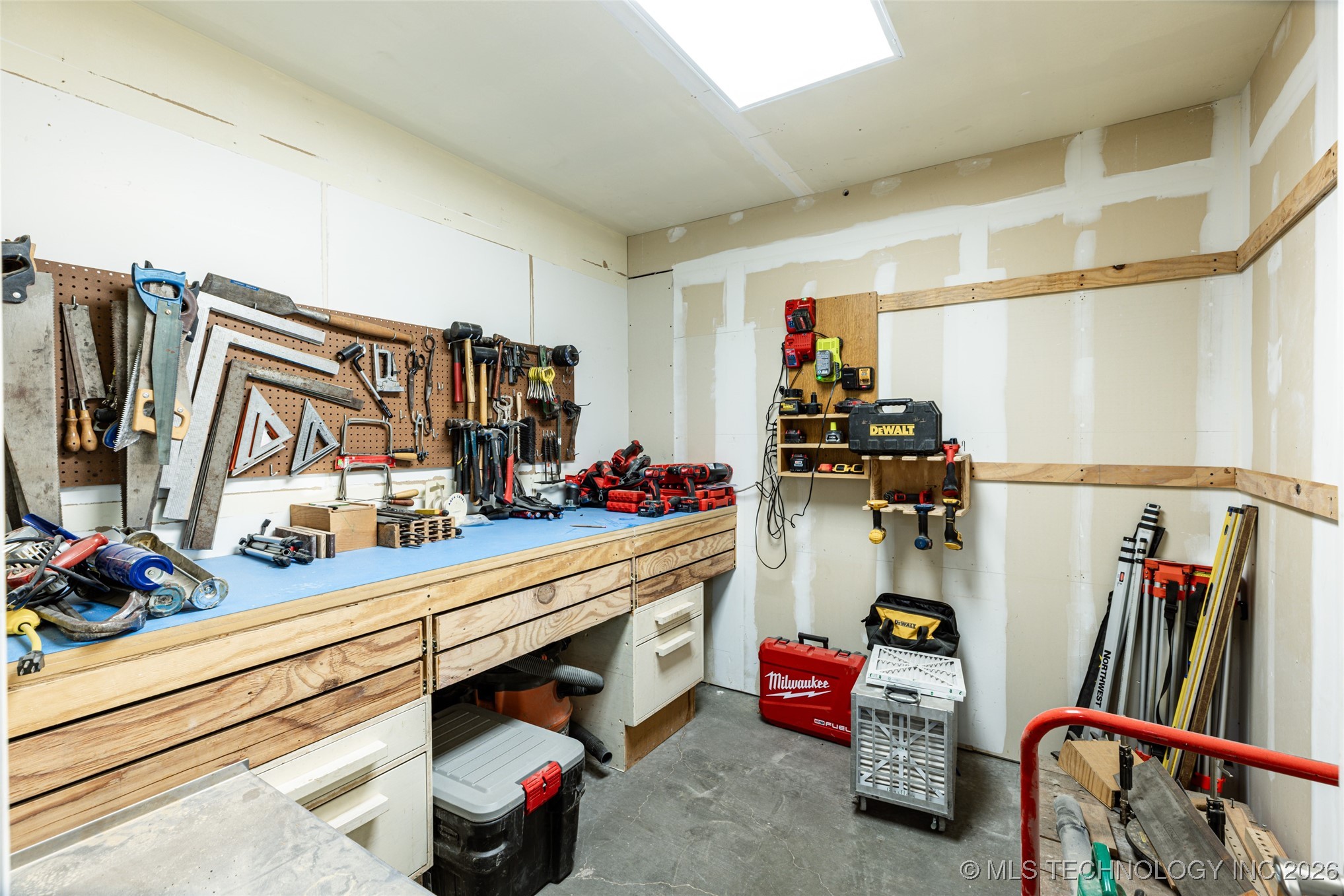 5476 S 108th Avenue E Property Photo 25