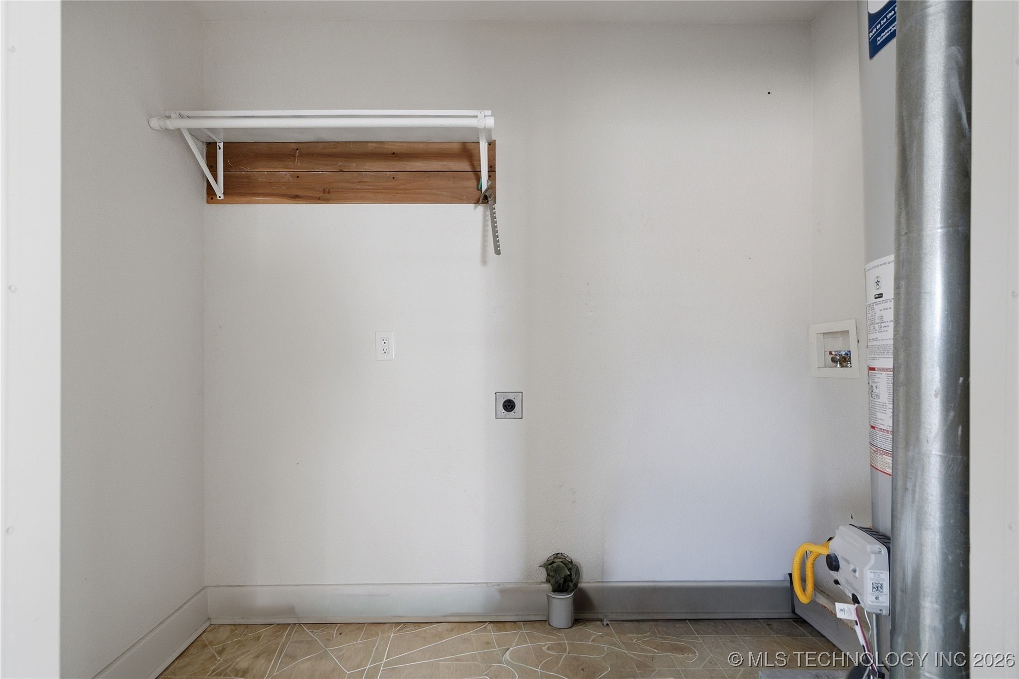 3812 E 36th Street Property Photo 15