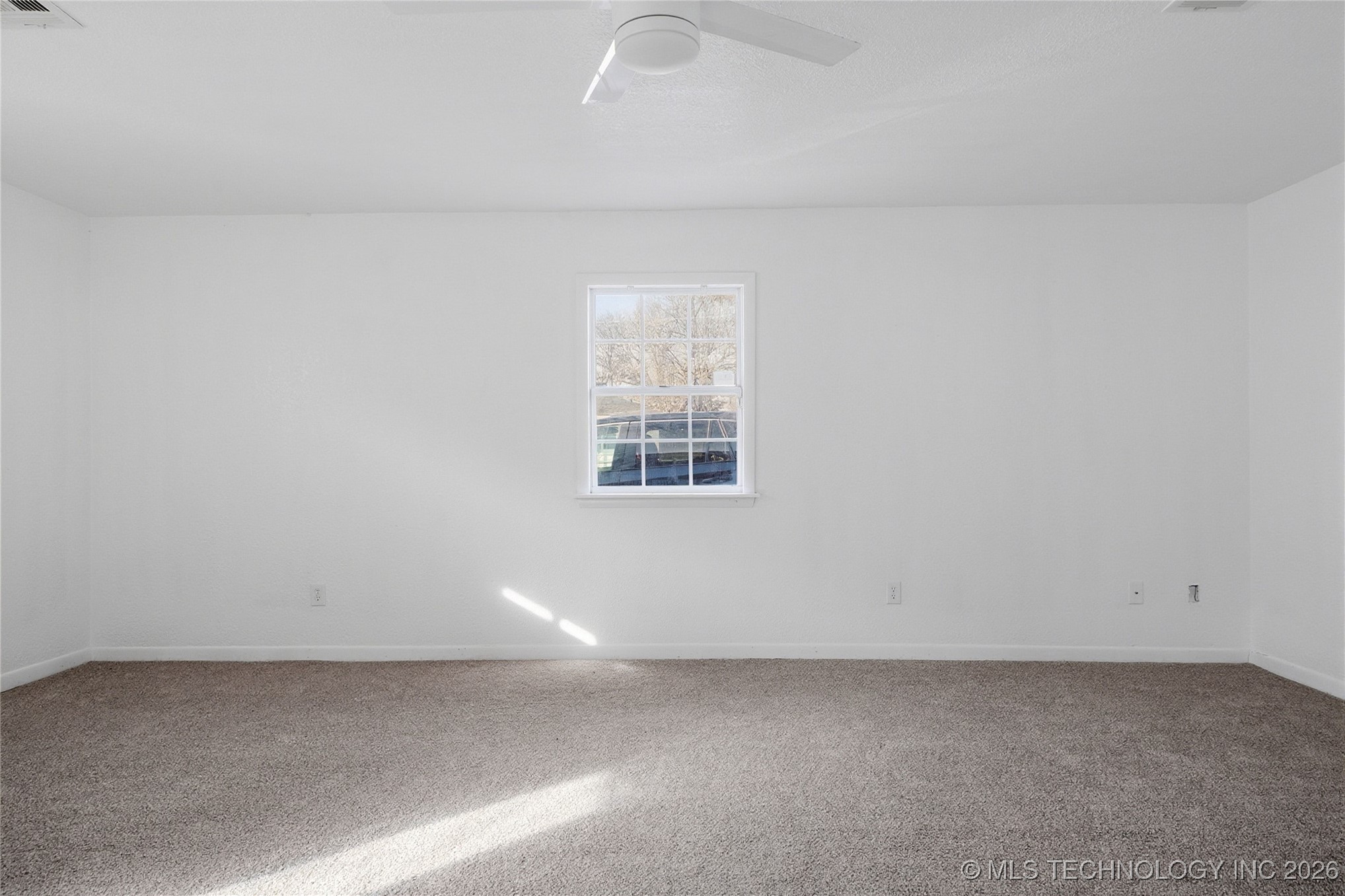 3812 E 36th Street Property Photo 16