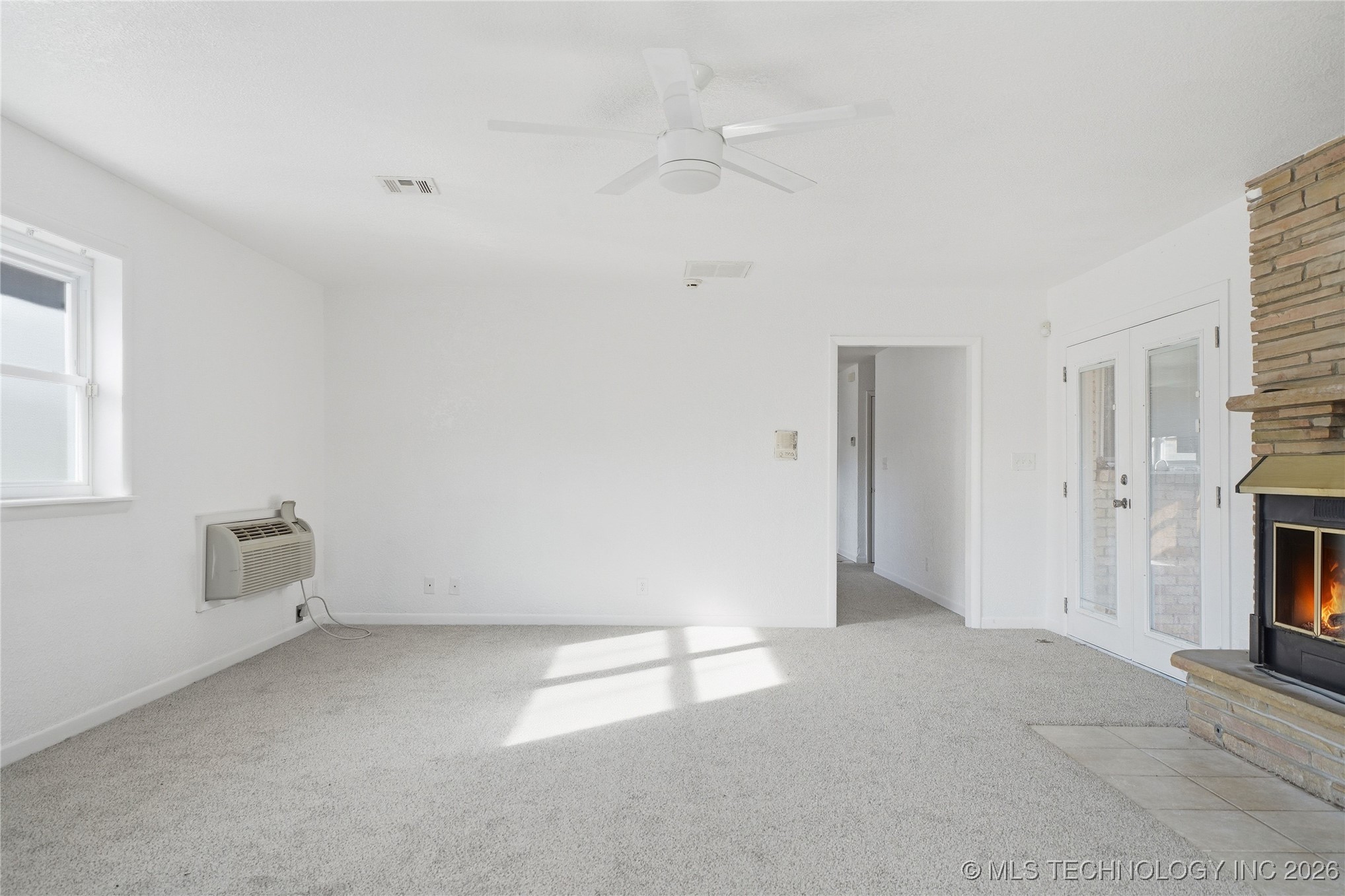 3812 E 36th Street Property Photo 20