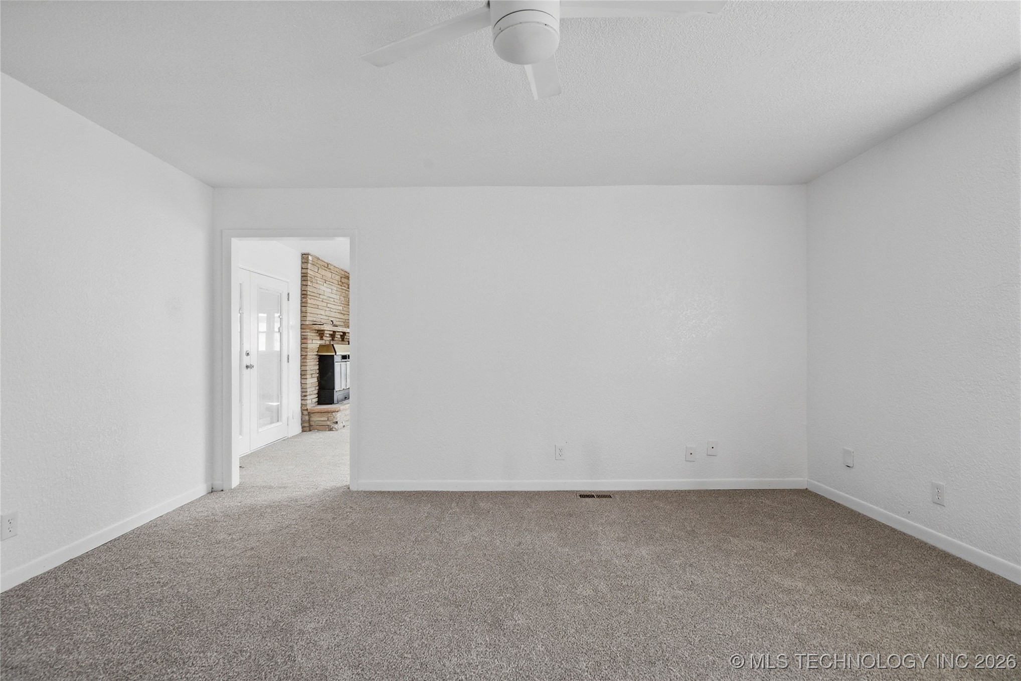 3812 E 36th Street Property Photo 32