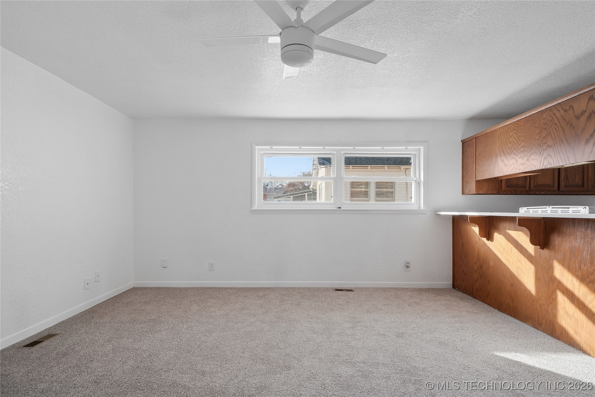 3812 E 36th Street Property Photo 33