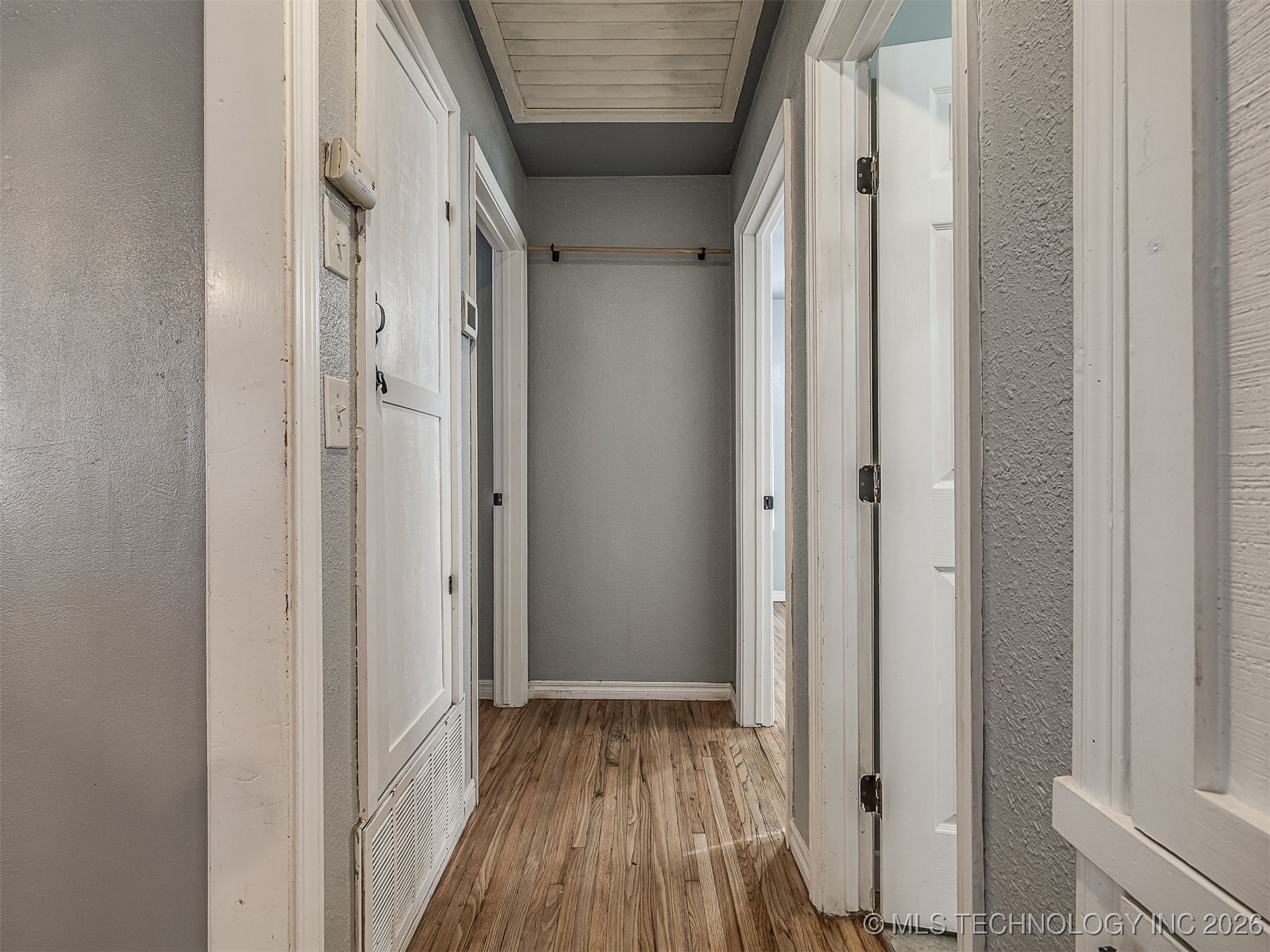 1934 W 46th Place Property Photo 26