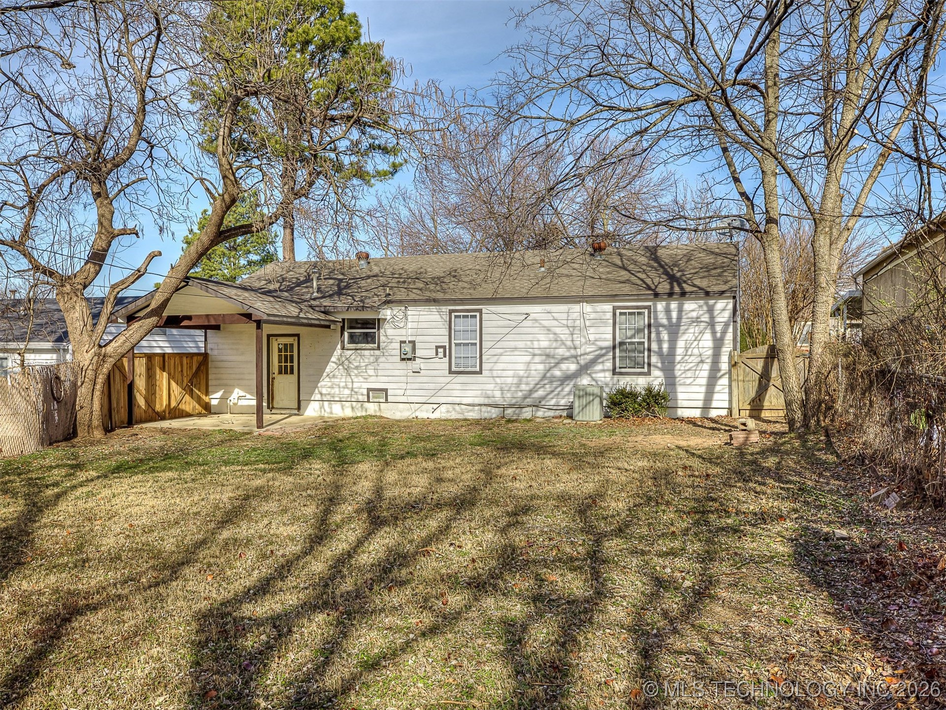 1934 W 46th Place Property Photo 37