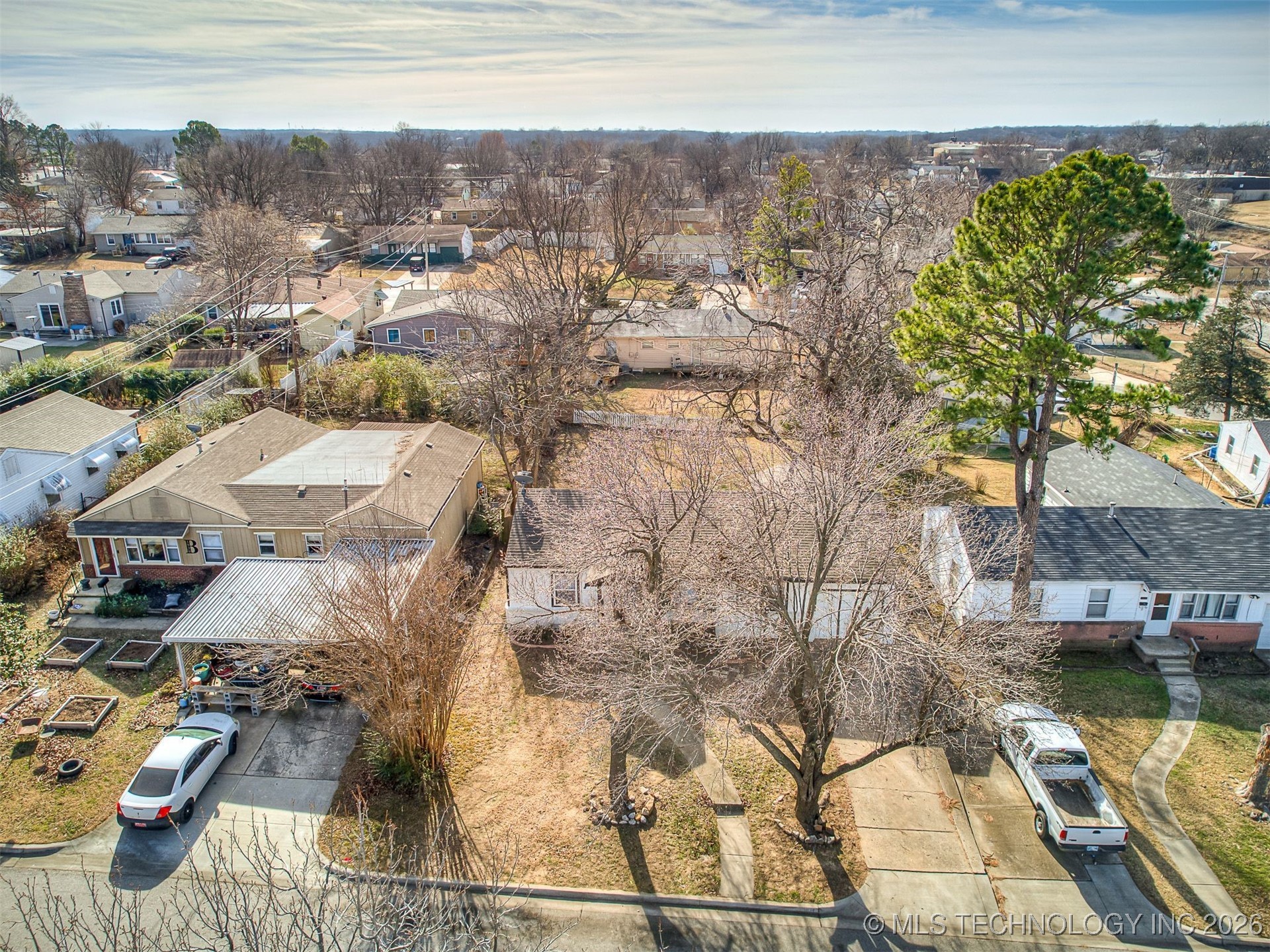 1934 W 46th Place Property Photo 43