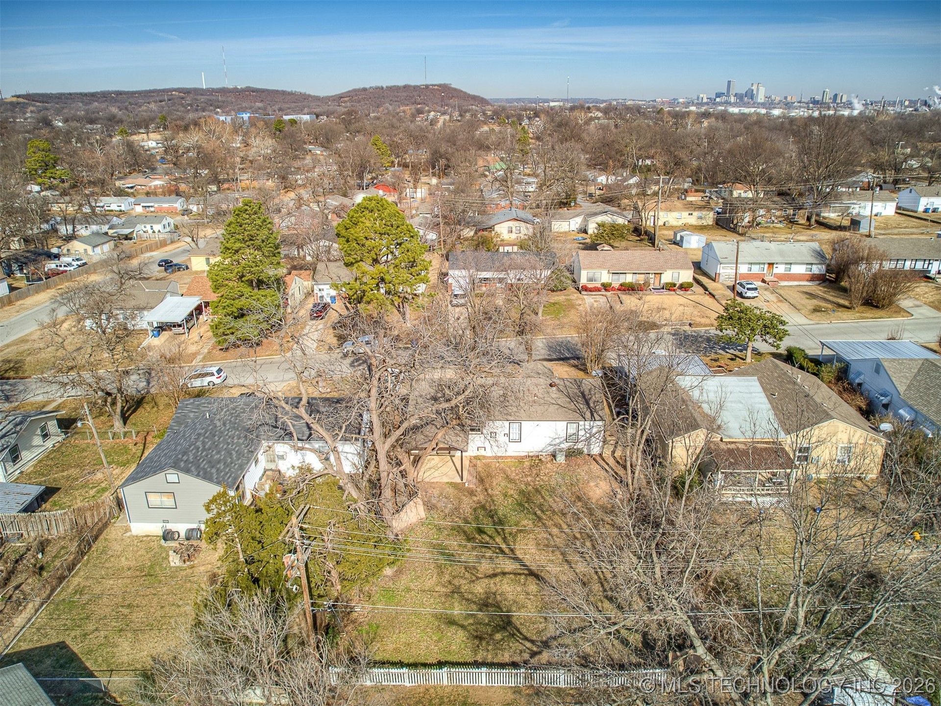 1934 W 46th Place Property Photo 44