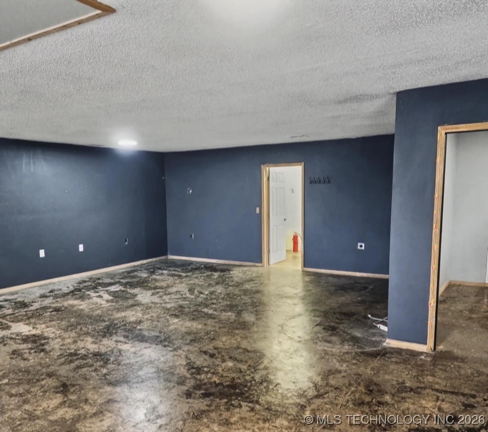 918 W Main Street Property Photo 8