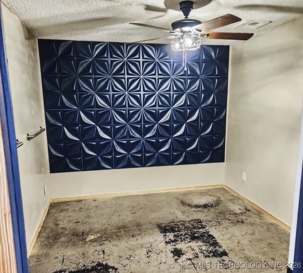 918 W Main Street Property Photo 17