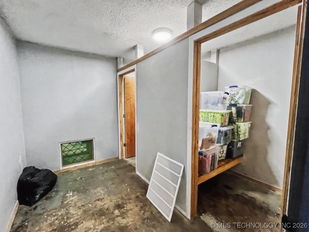 918 W Main Street Property Photo 23