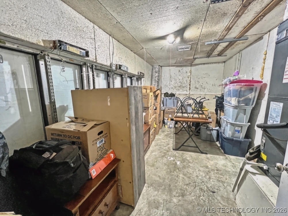 918 W Main Street Property Photo 25