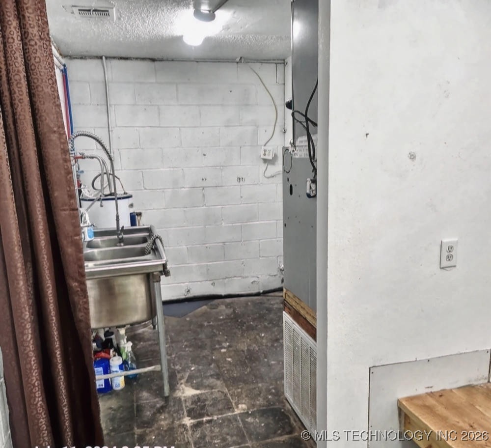 918 W Main Street Property Photo 26