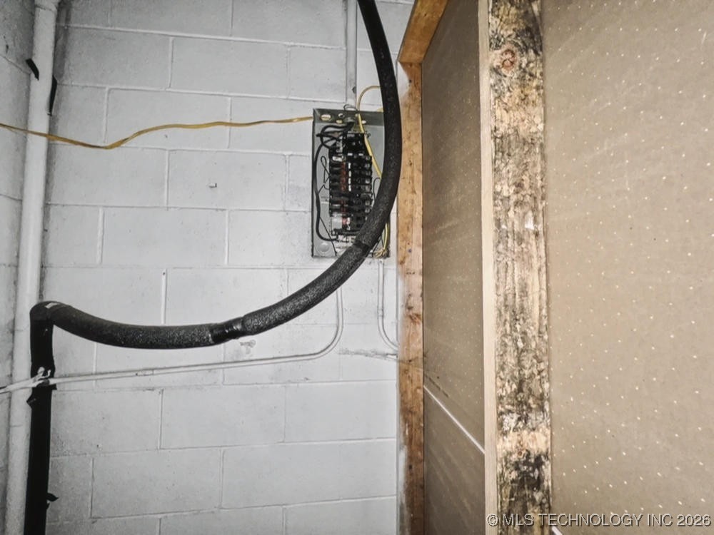 918 W Main Street Property Photo 29