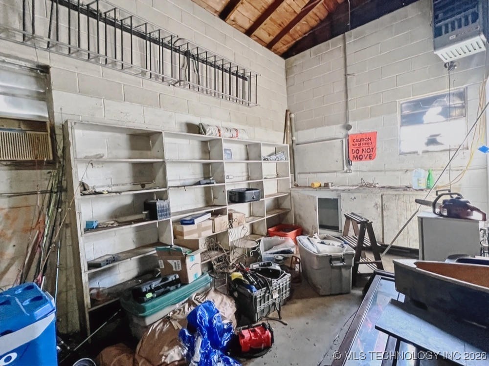 918 W Main Street Property Photo 30