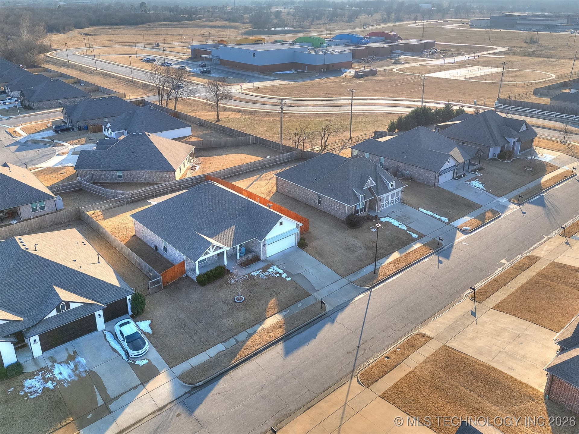 7315 E Oak Ridge Street Property Photo 3