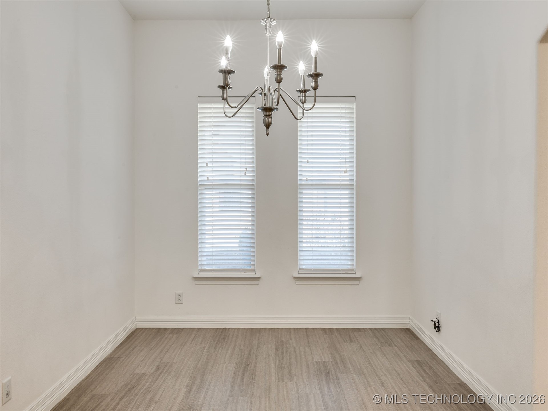 7315 E Oak Ridge Street Property Photo 17