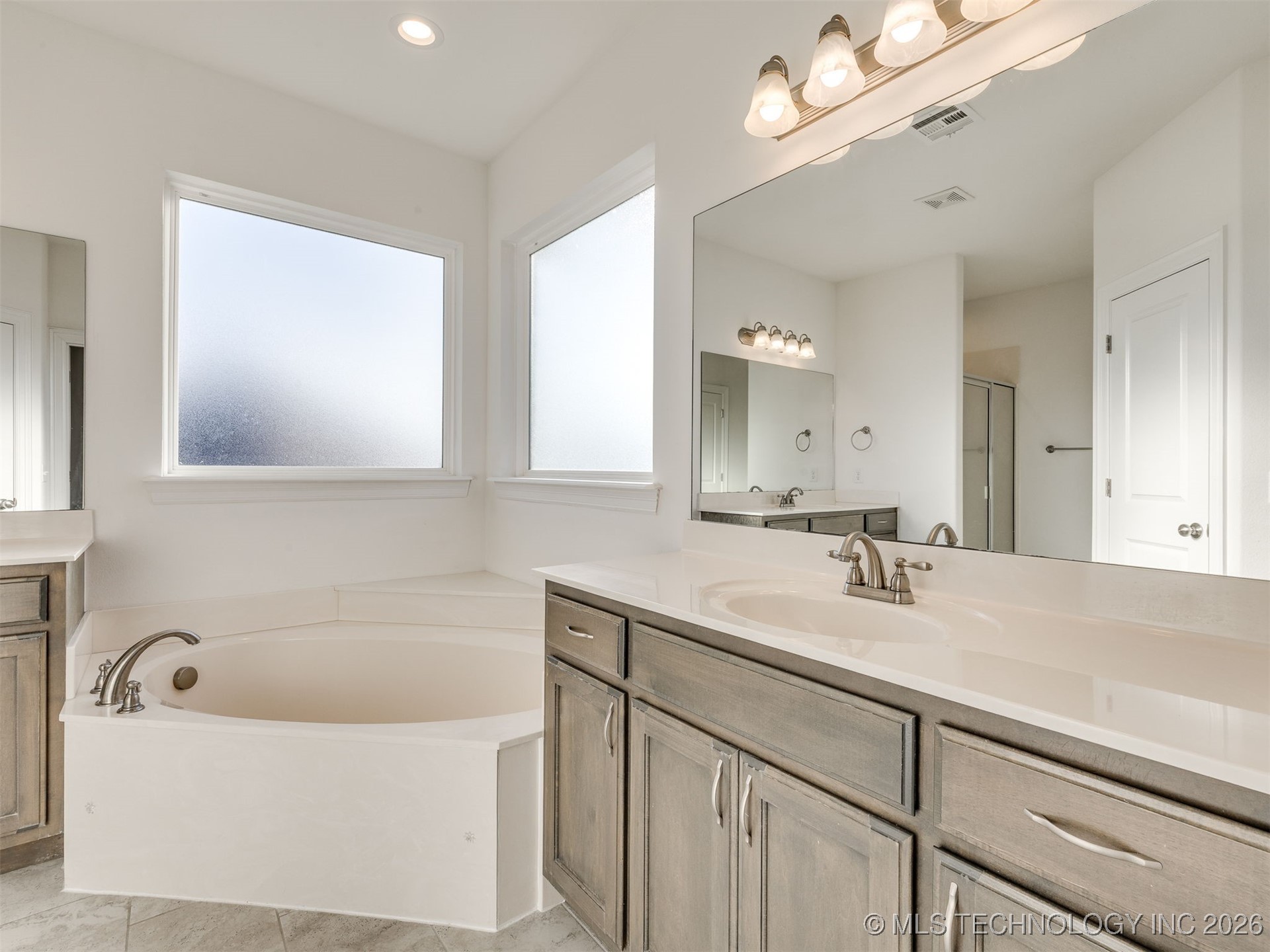 7315 E Oak Ridge Street Property Photo 43