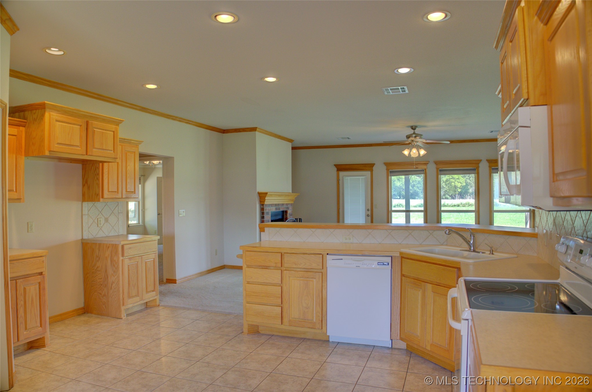 1709 Caddo Street Property Photo 18