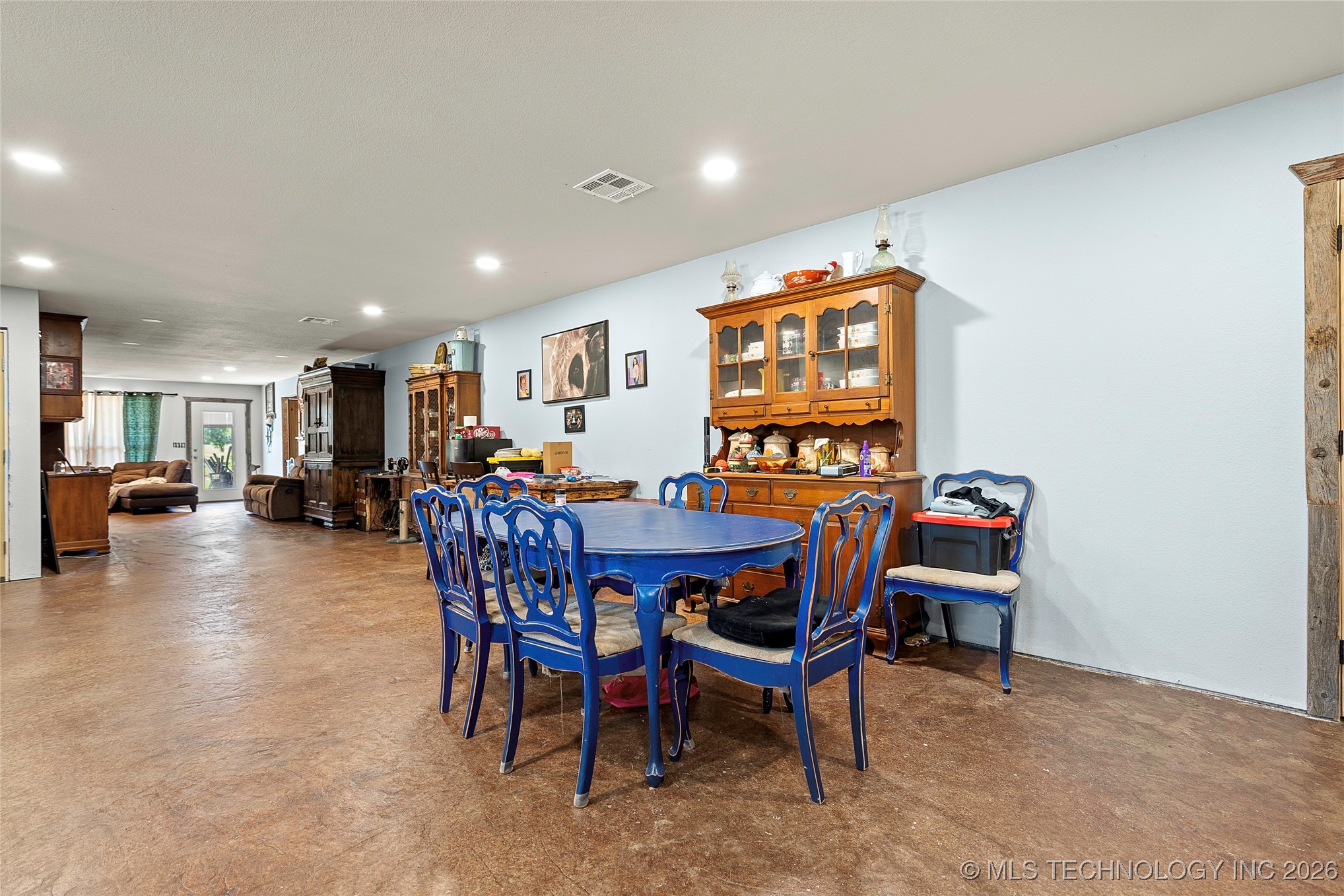 11850 Prairie Valley Property Photo 2