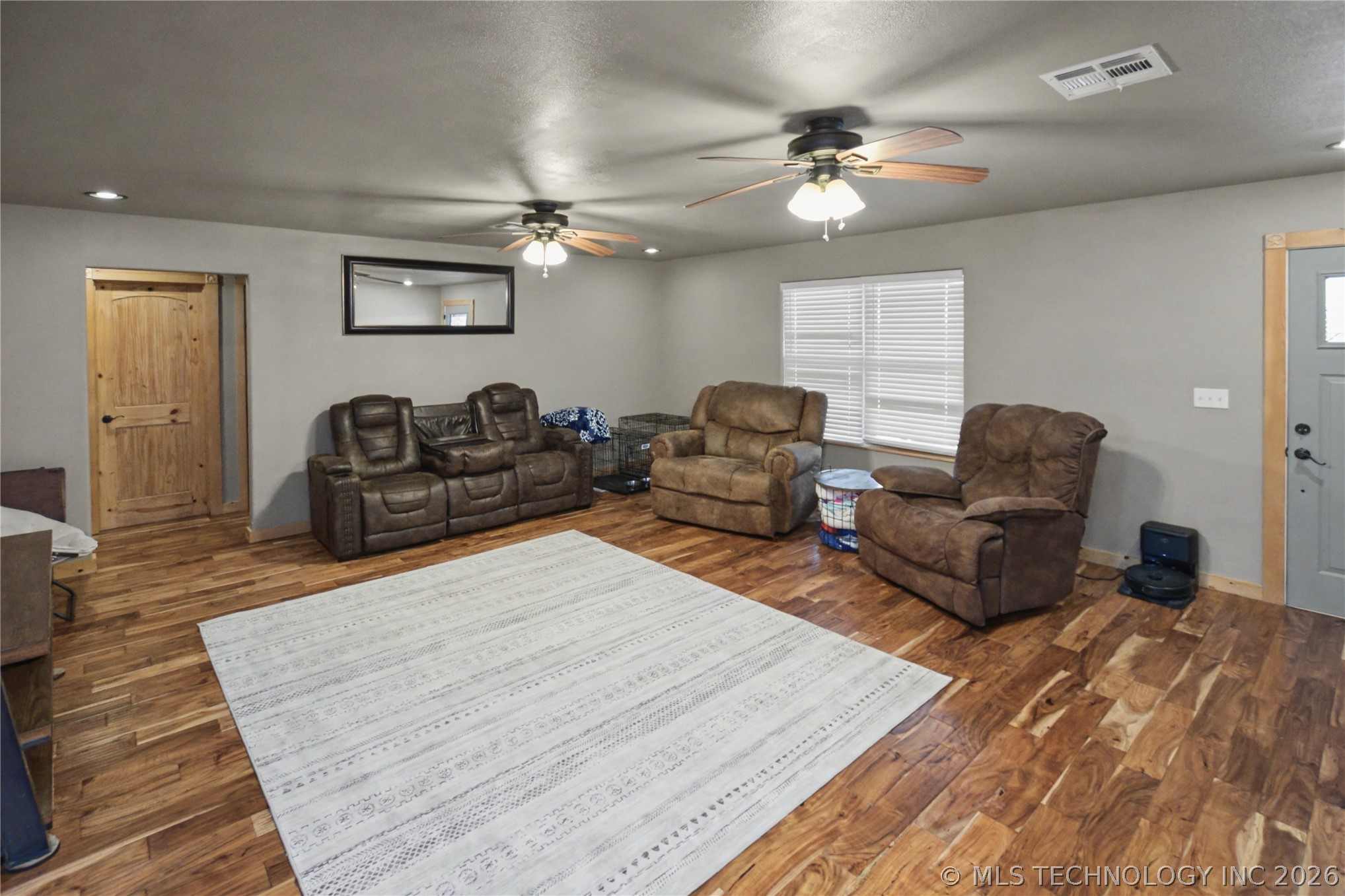 9754 N 510 Road Property Photo 4