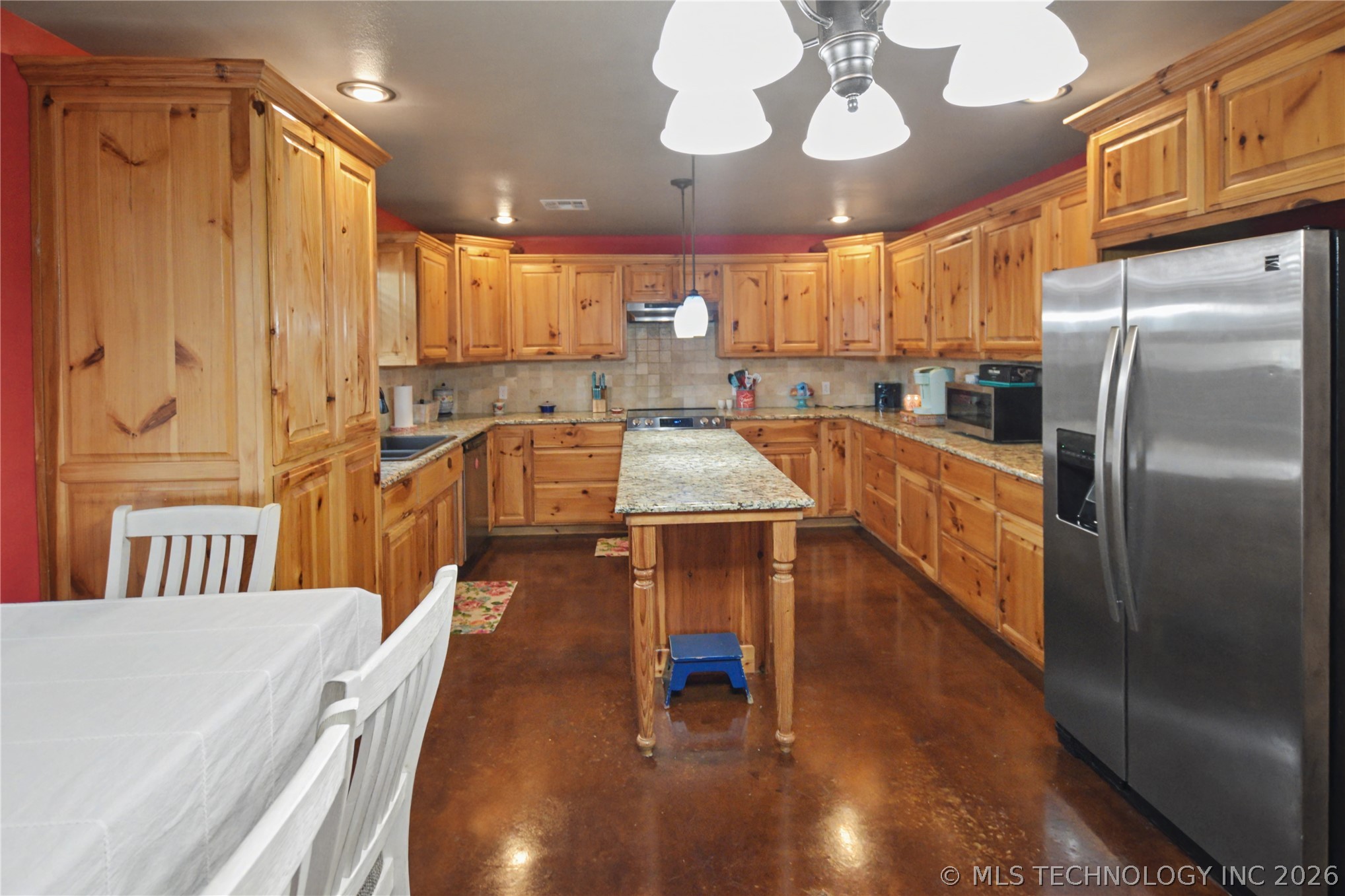 9754 N 510 Road Property Photo 6