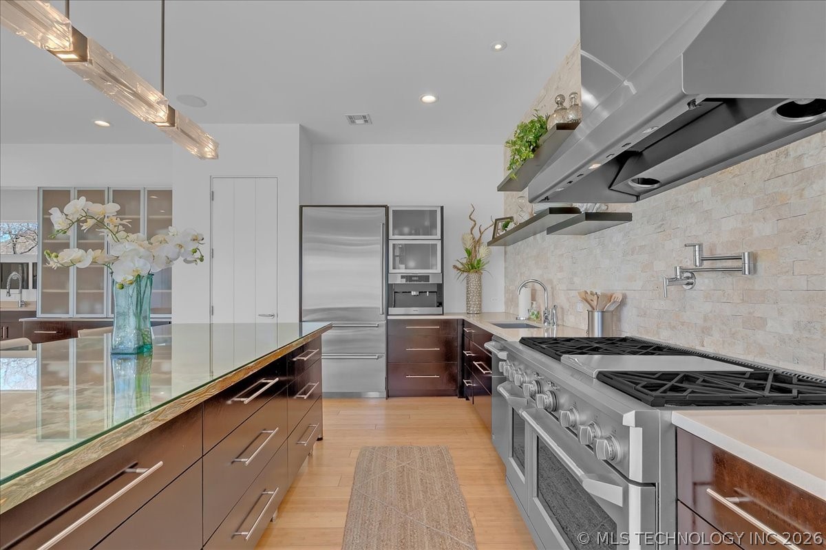 2814 E 31st Street Property Photo 26