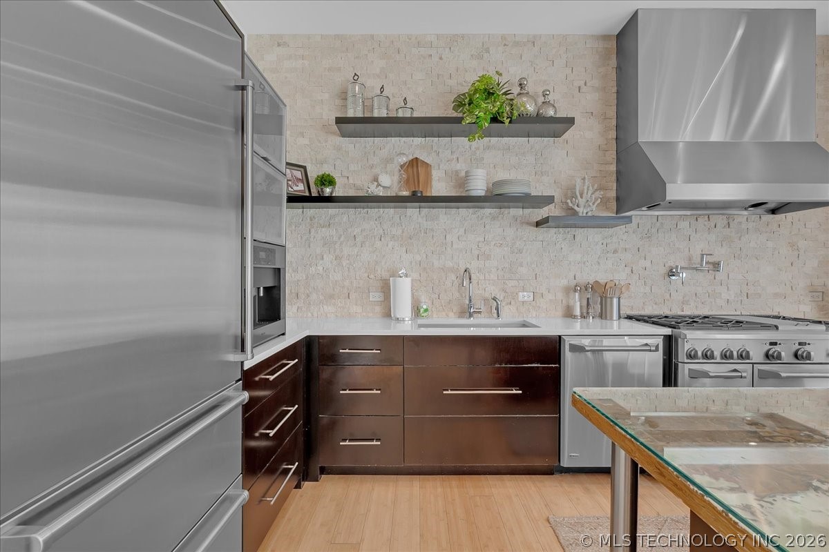 2814 E 31st Street Property Photo 32