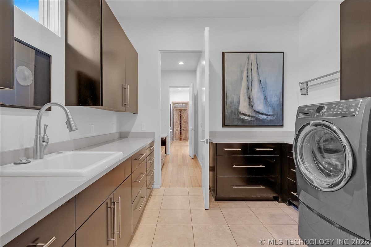 2814 E 31st Street Property Photo 47