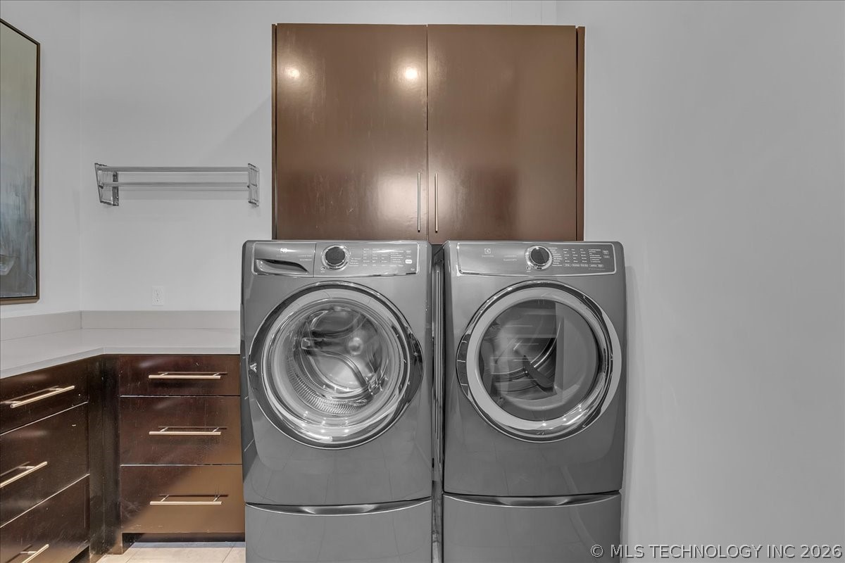 2814 E 31st Street Property Photo 48