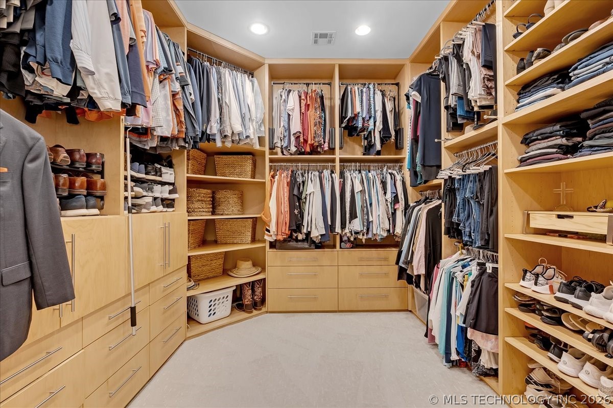 2814 E 31st Street Property Photo 59