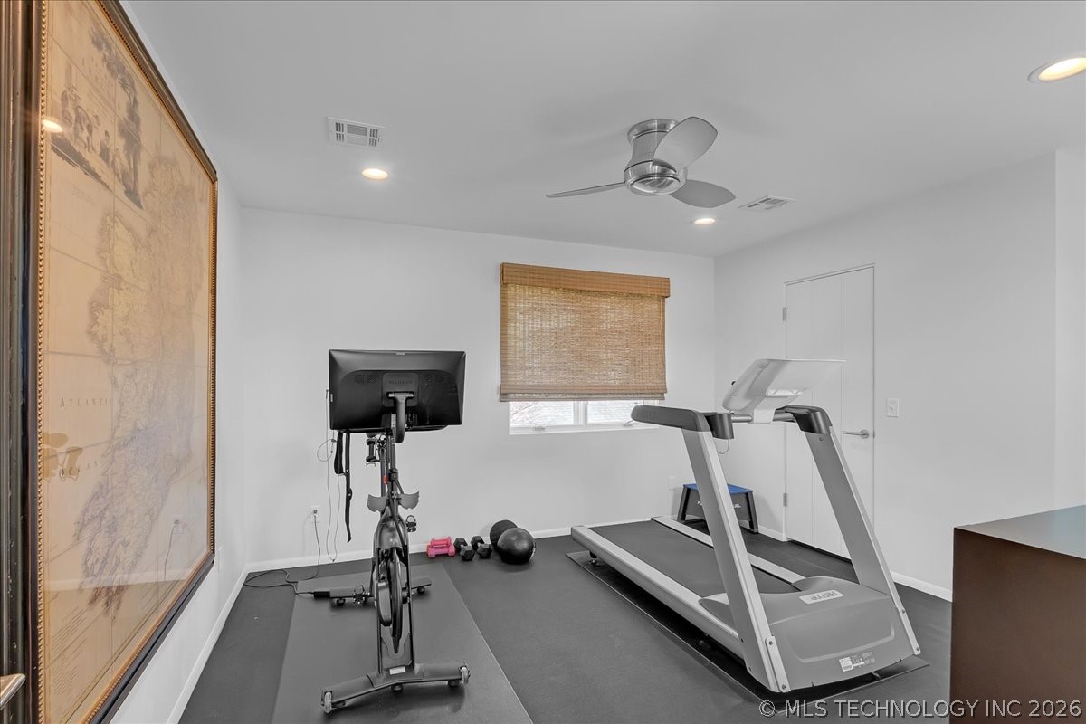 2814 E 31st Street Property Photo 69