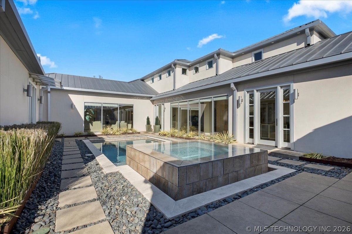 2814 E 31st Street Property Photo 73