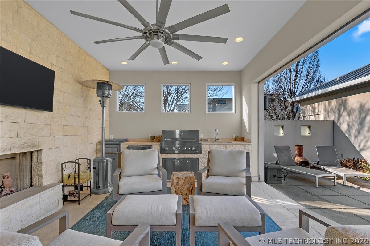 2814 E 31st Street Property Photo 75