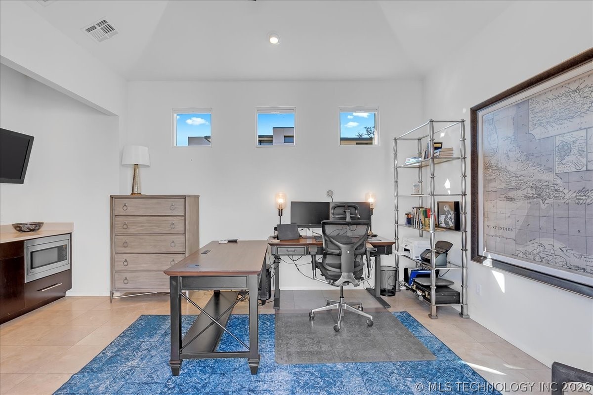 2814 E 31st Street Property Photo 77