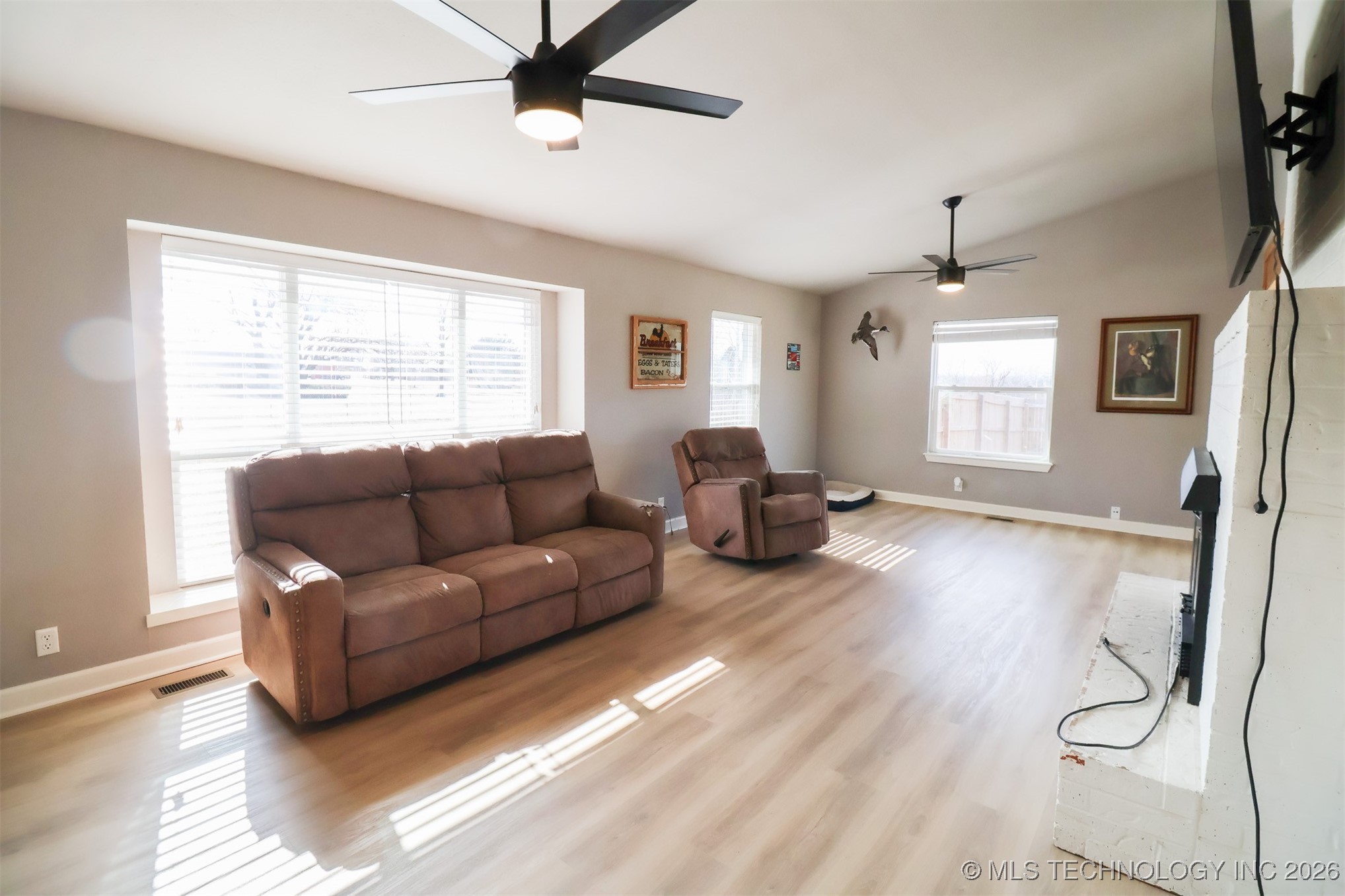 12111 W 66th Place S Property Photo 7