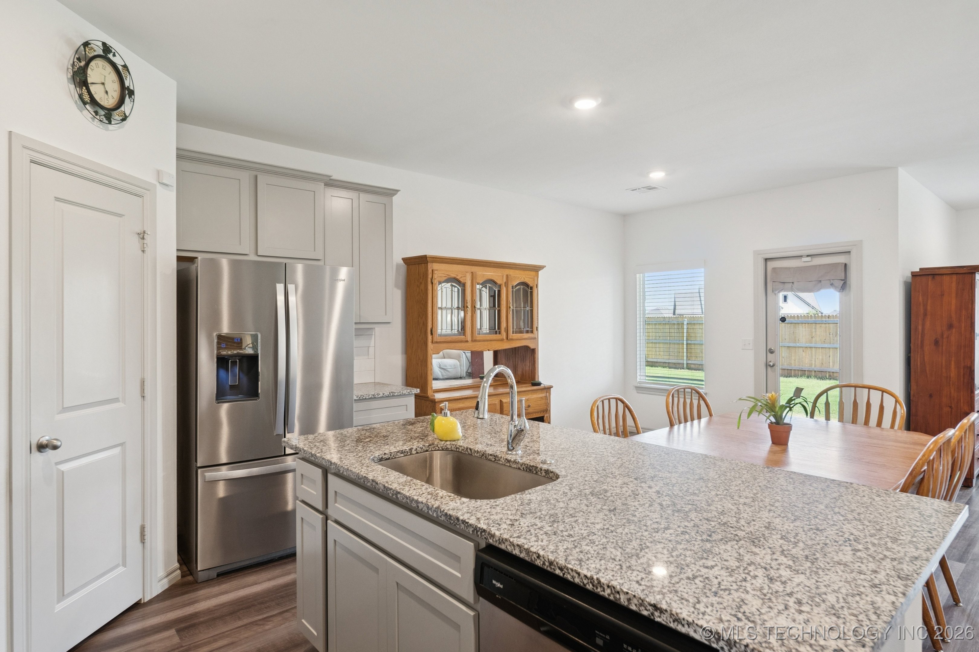 7222 E 154th Street S Property Photo 6