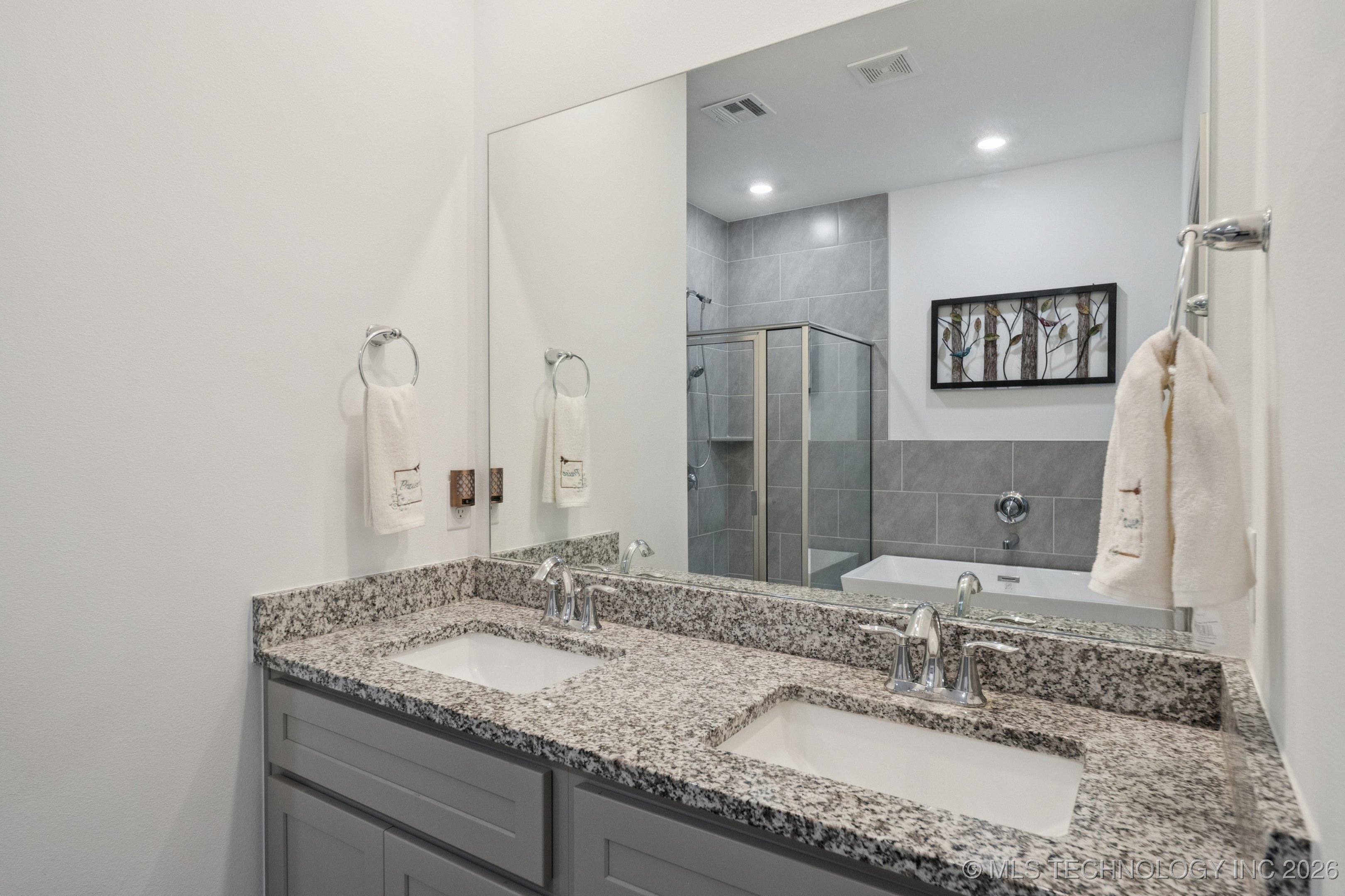 7222 E 154th Street S Property Photo 11