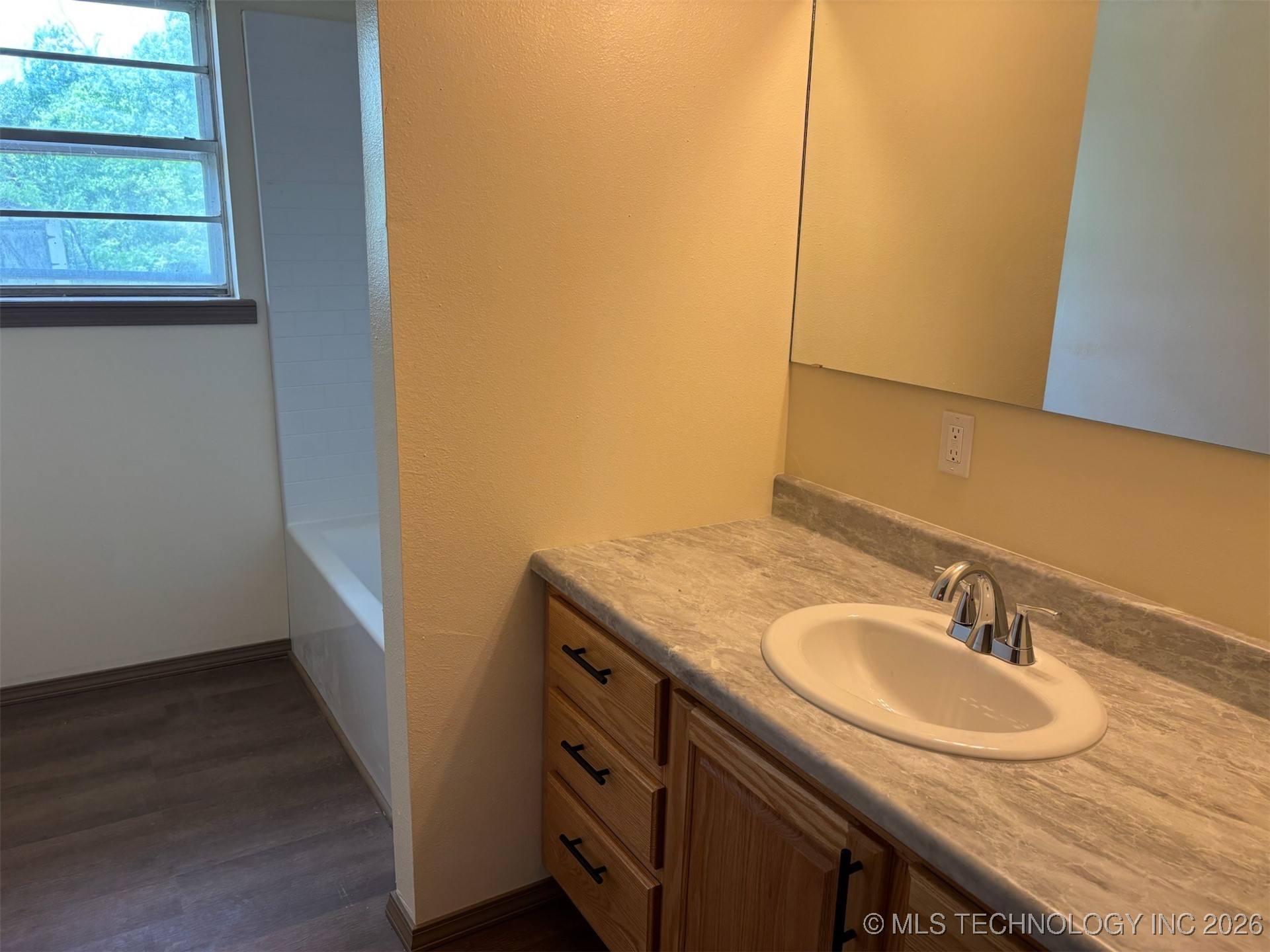 305 N 10th Street Property Photo 19