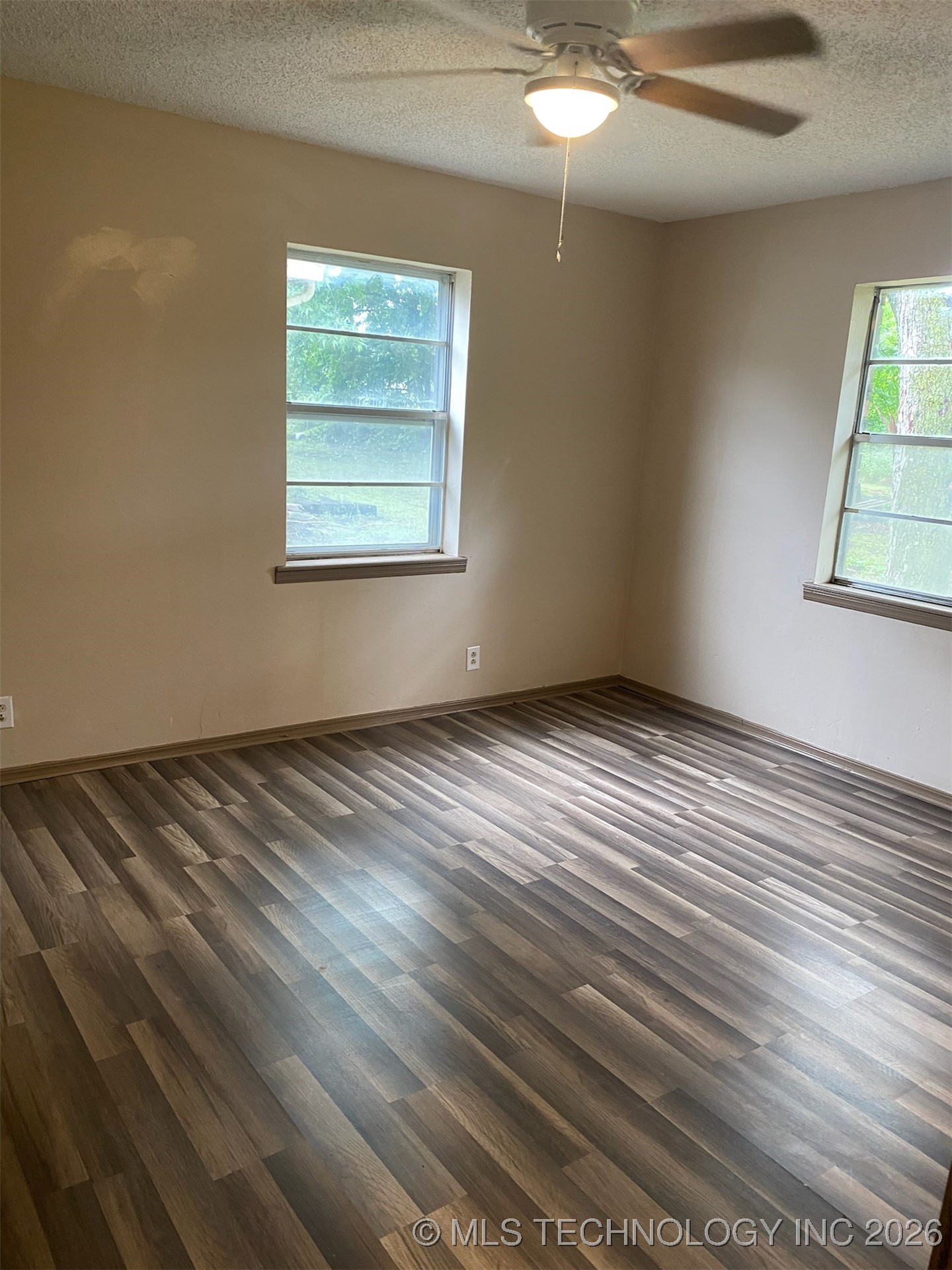 305 N 10th Street Property Photo 28