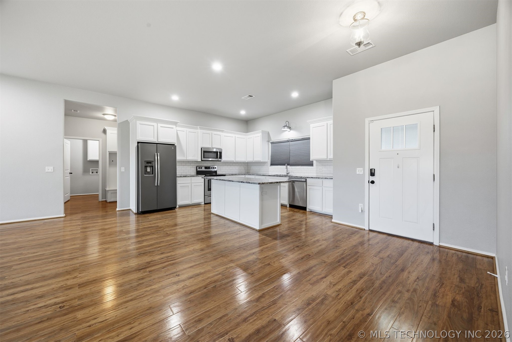 5447 Roadrunner Drive Property Photo 12