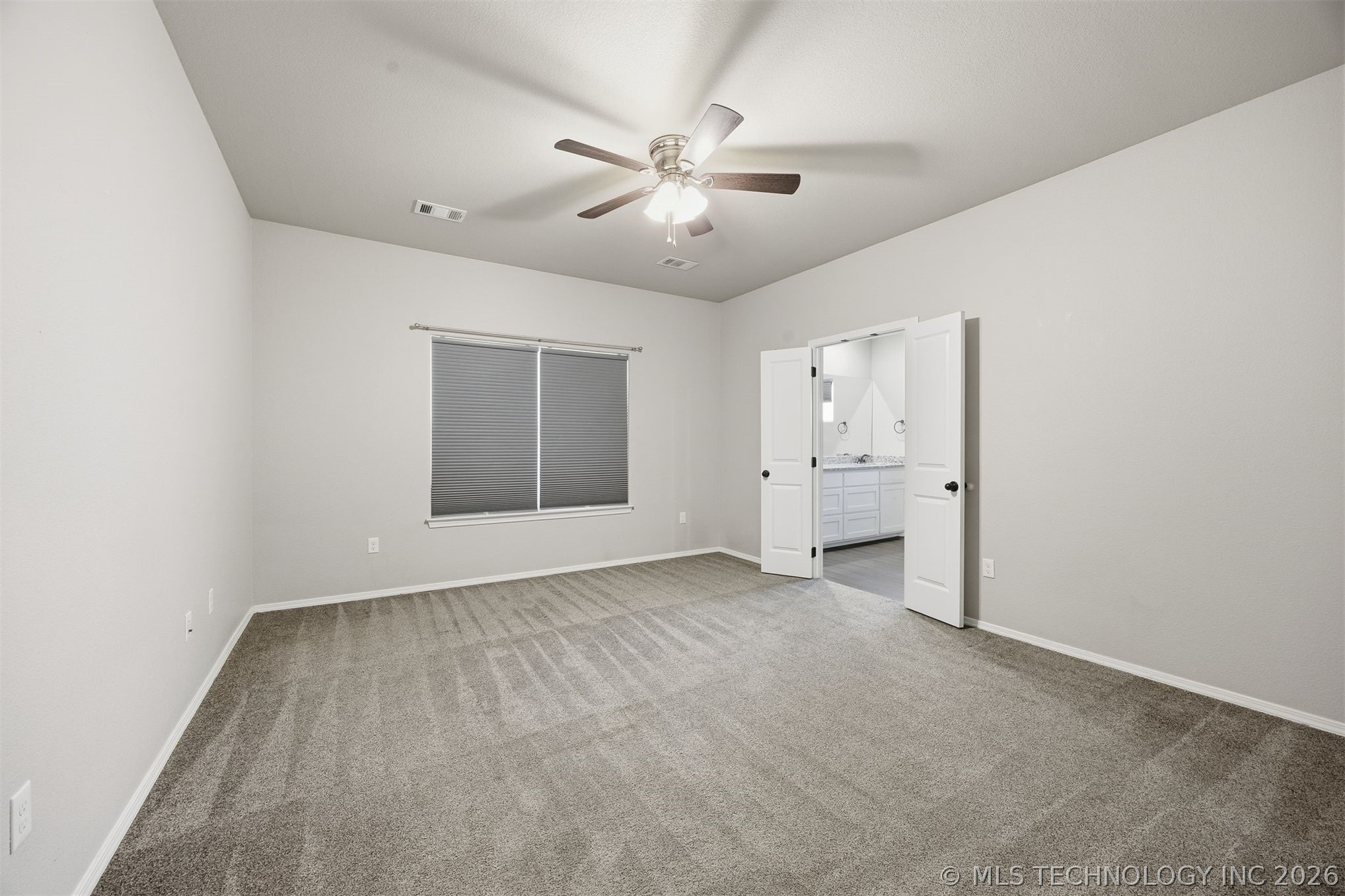 5447 Roadrunner Drive Property Photo 15