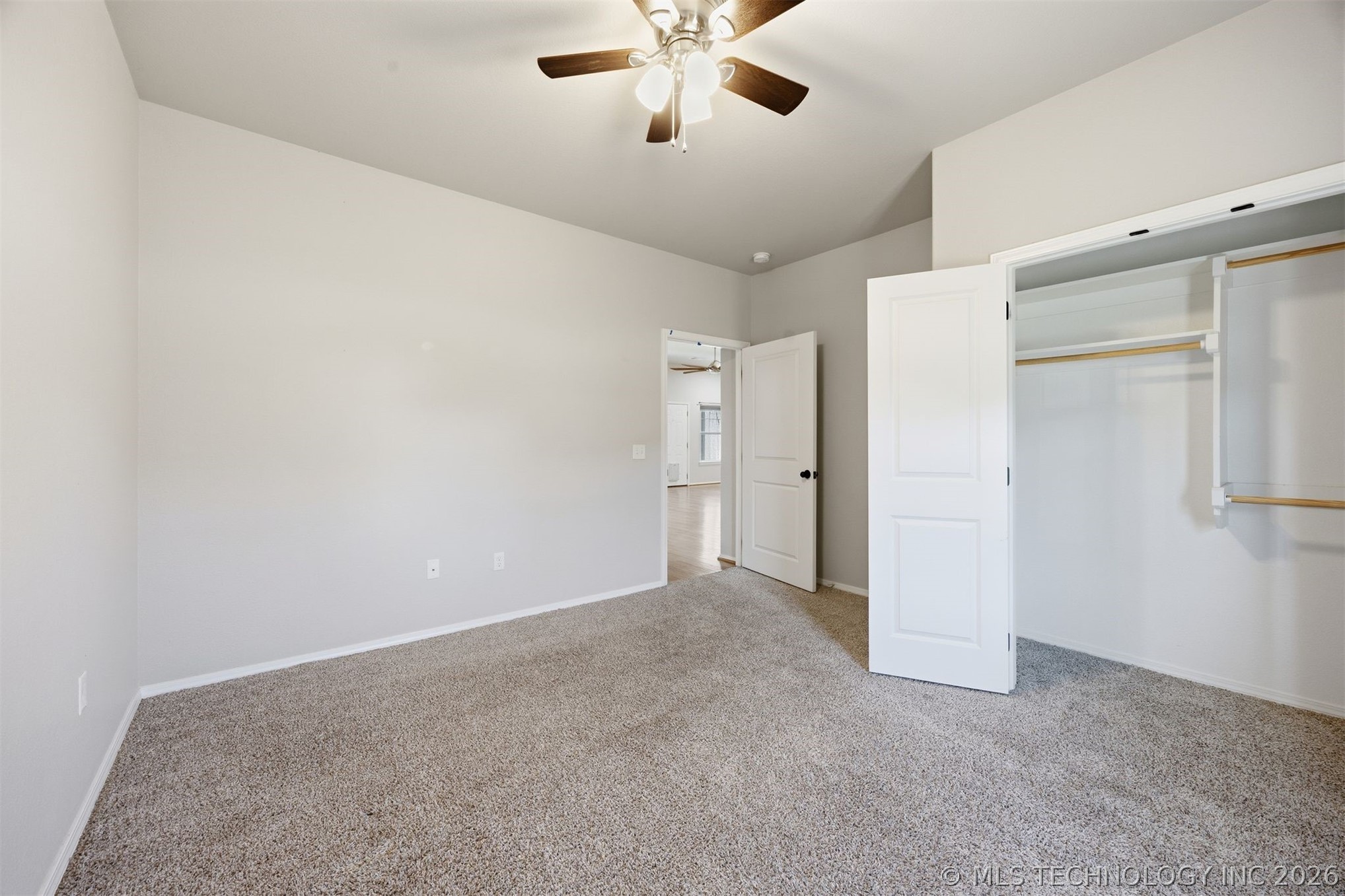 5447 Roadrunner Drive Property Photo 23