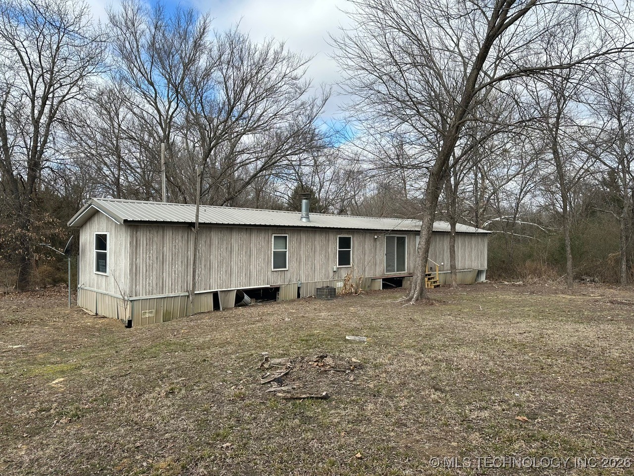 98016 N 3745 Road Property Photo 3