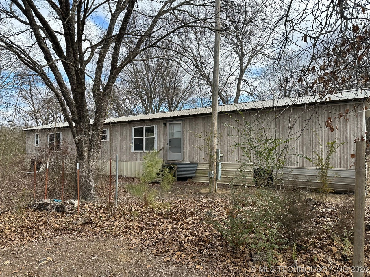 98016 N 3745 Road Property Photo 4