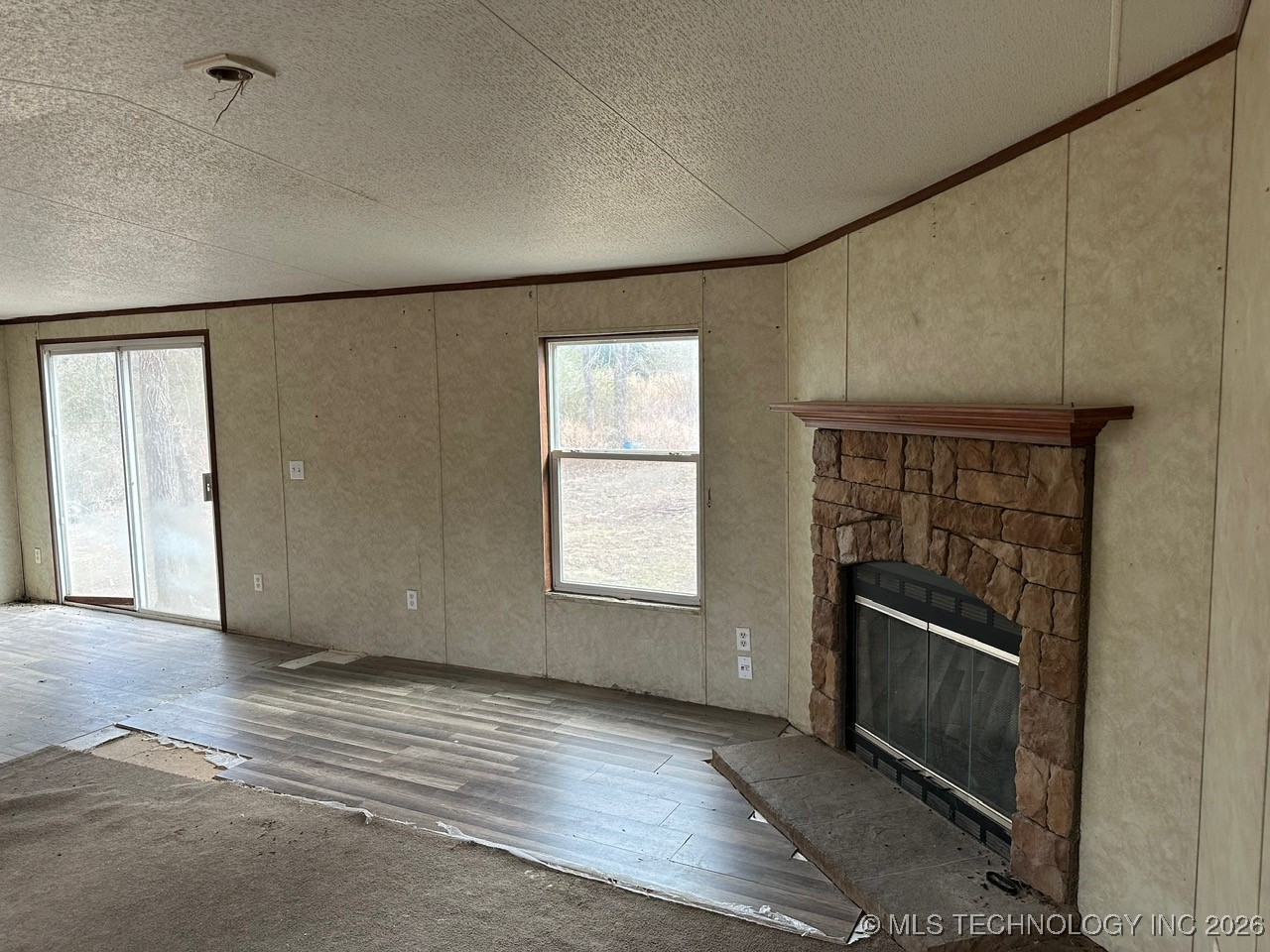 98016 N 3745 Road Property Photo 8