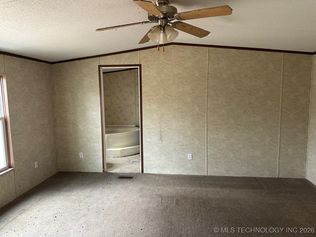 98016 N 3745 Road Property Photo 11