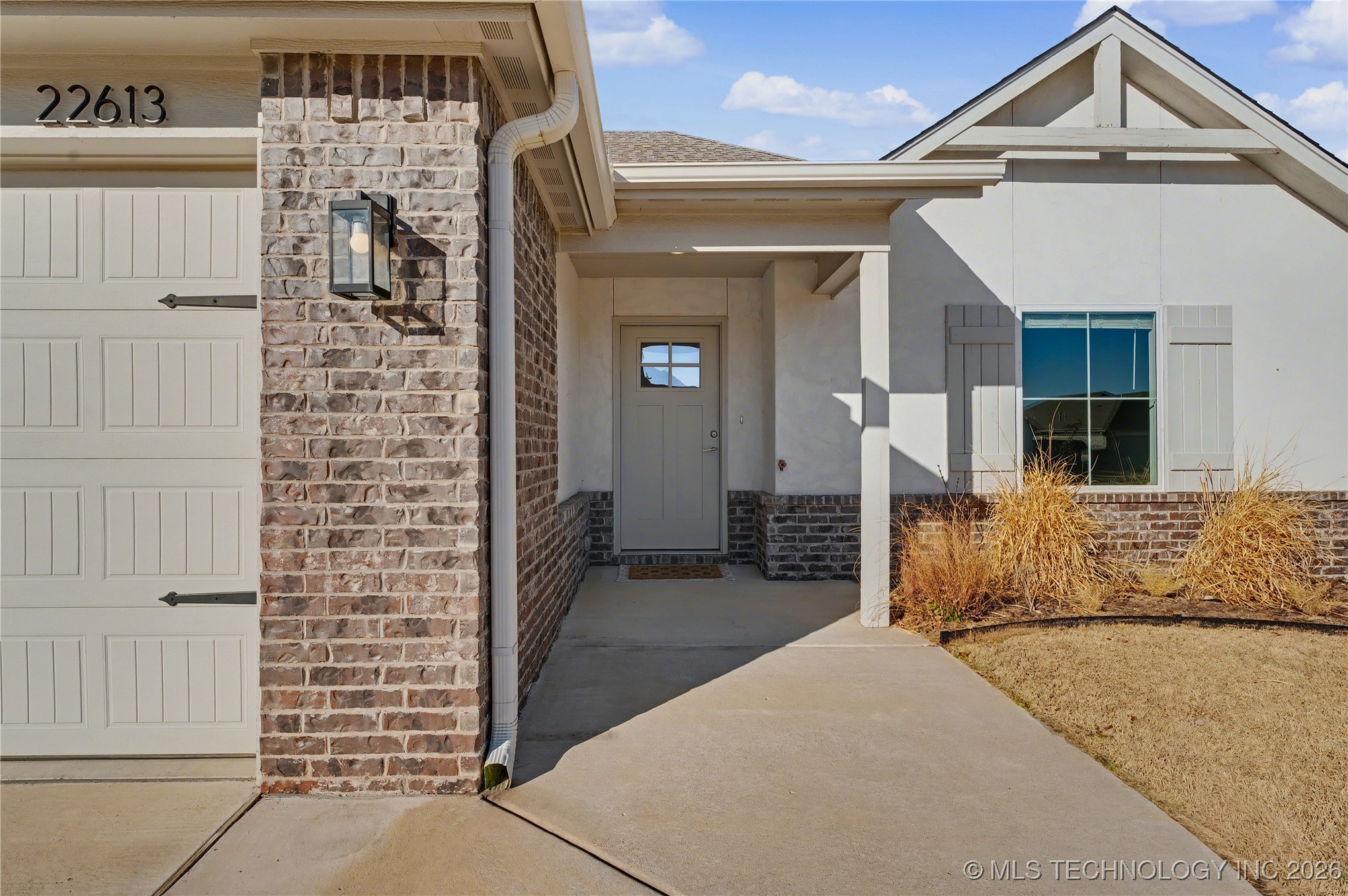 22613 E 102nd Street S Property Photo 5